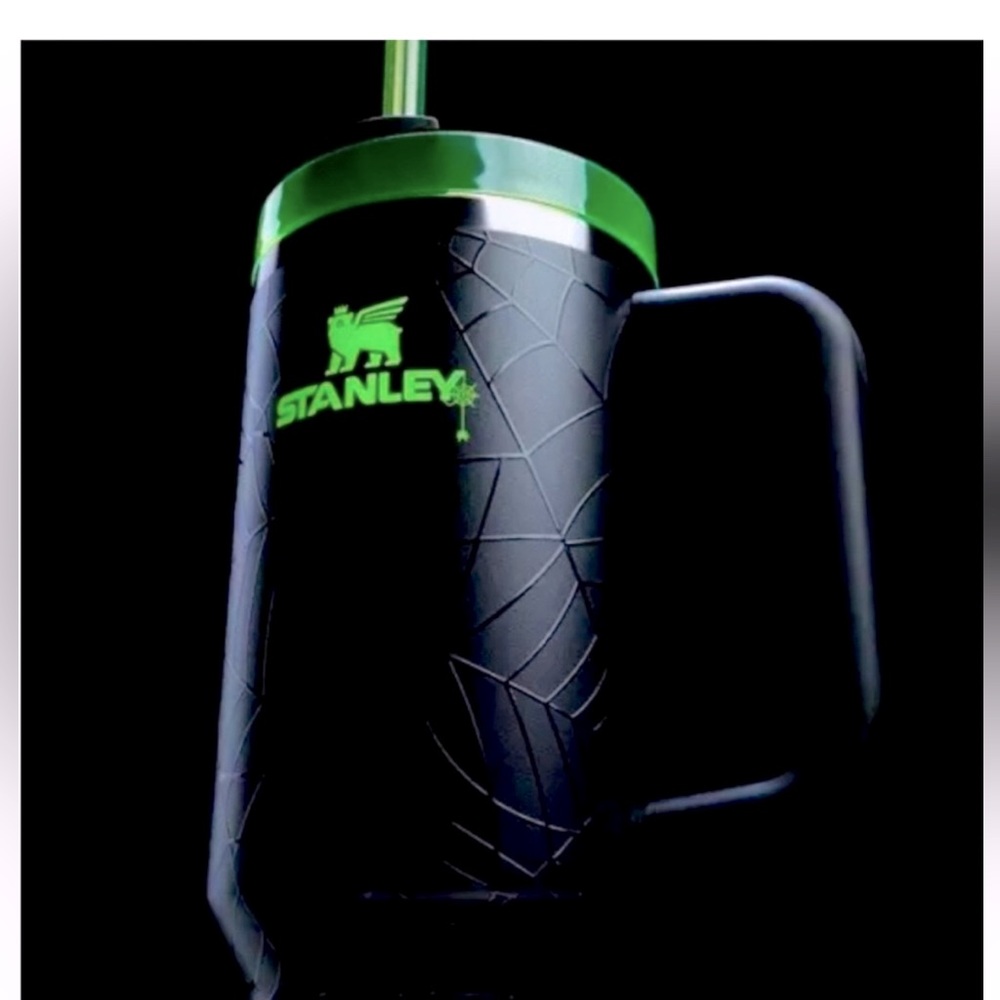 Stanley Halloween Glow 40oz New